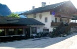 Das Gasthaus Innerhütt am Meraner Höhenweg. (Foto: Erich Kraller)